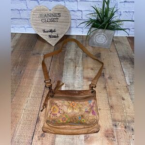 Vintage tan fossil printed shoulder crossbody bag